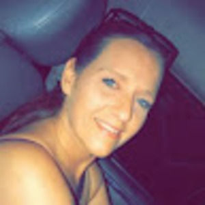 Meet your Posher, Deena